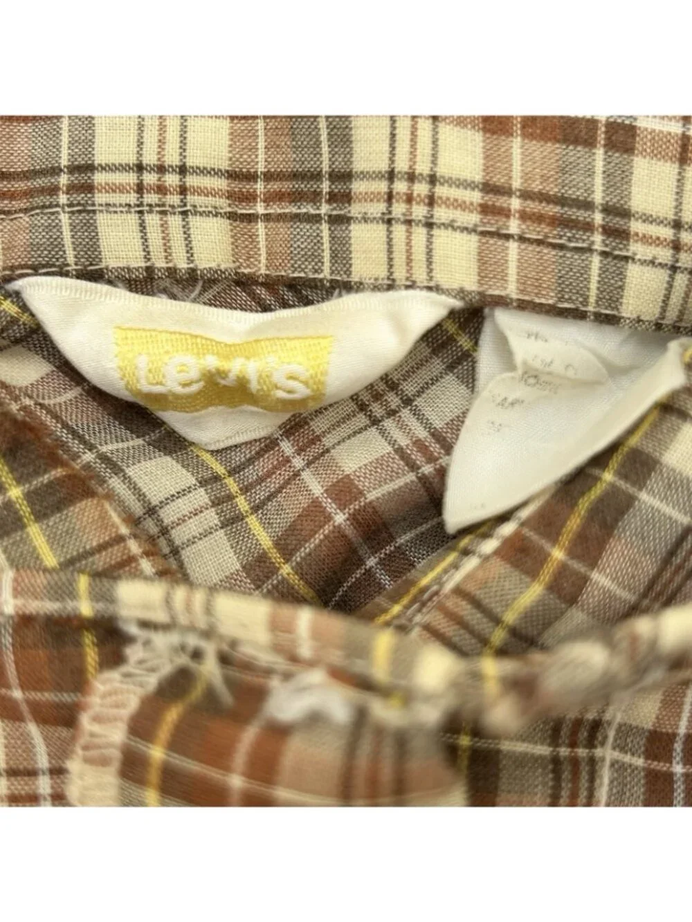 Vintage Levis Pearl Snap Button Brown Plaid Western Shirt Men’s Size Medium READ